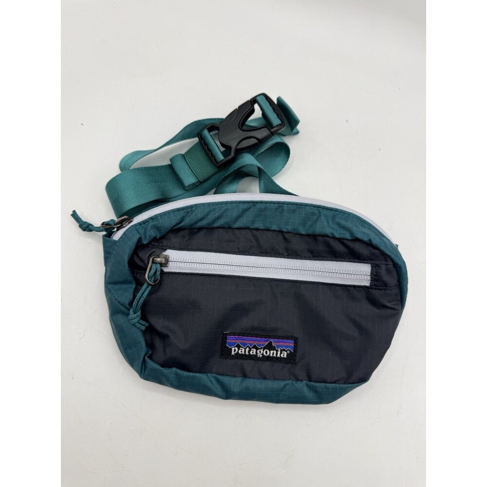 Patagonia Nylon Ultralight Black Hole Mini Hip Pack Teal & Black